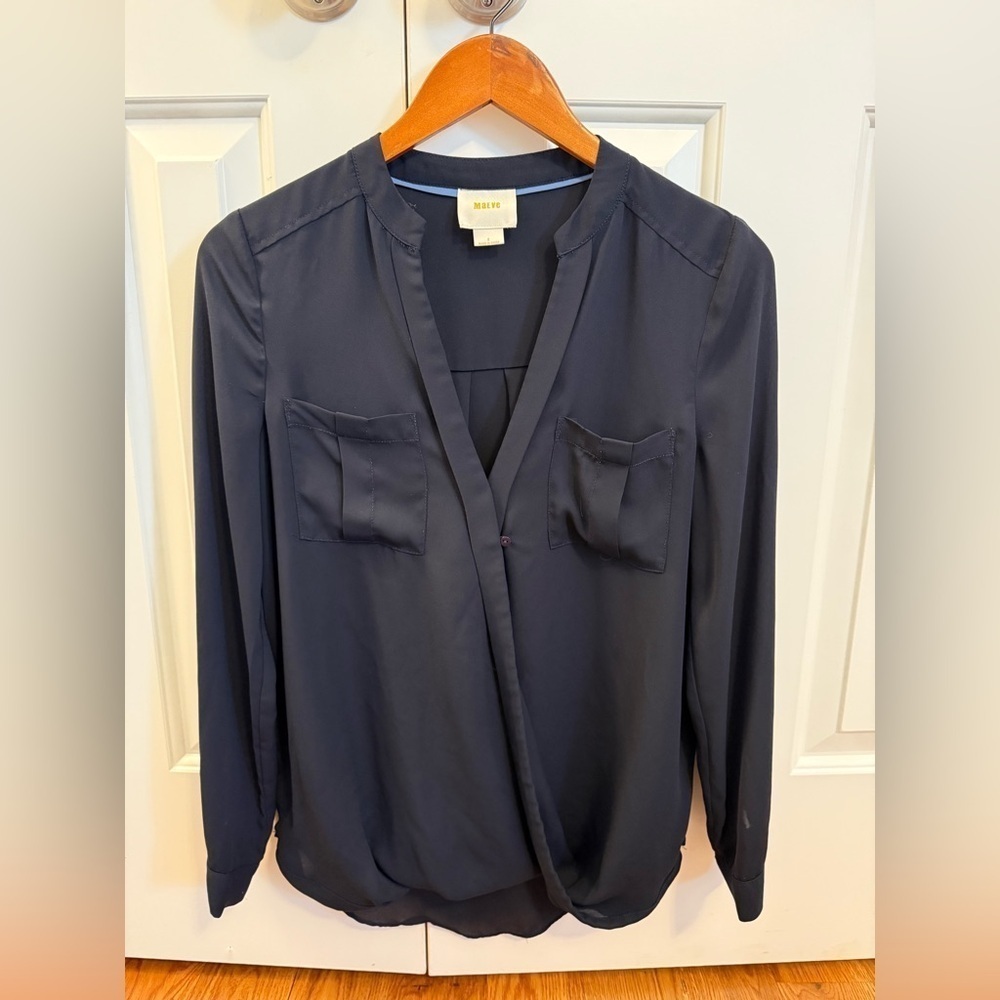 ANTHROPOLOGIE Maeve Curran Surplice Faux Wrap Top in Black Size 2 - Picture 9 of 9